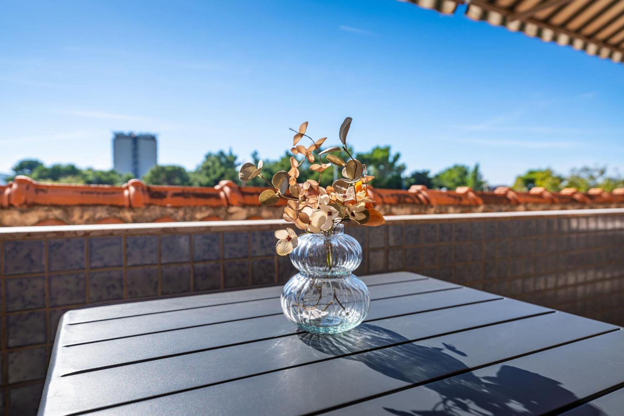 Apartments Adriana Starigrad Paklenica Bilik gambar