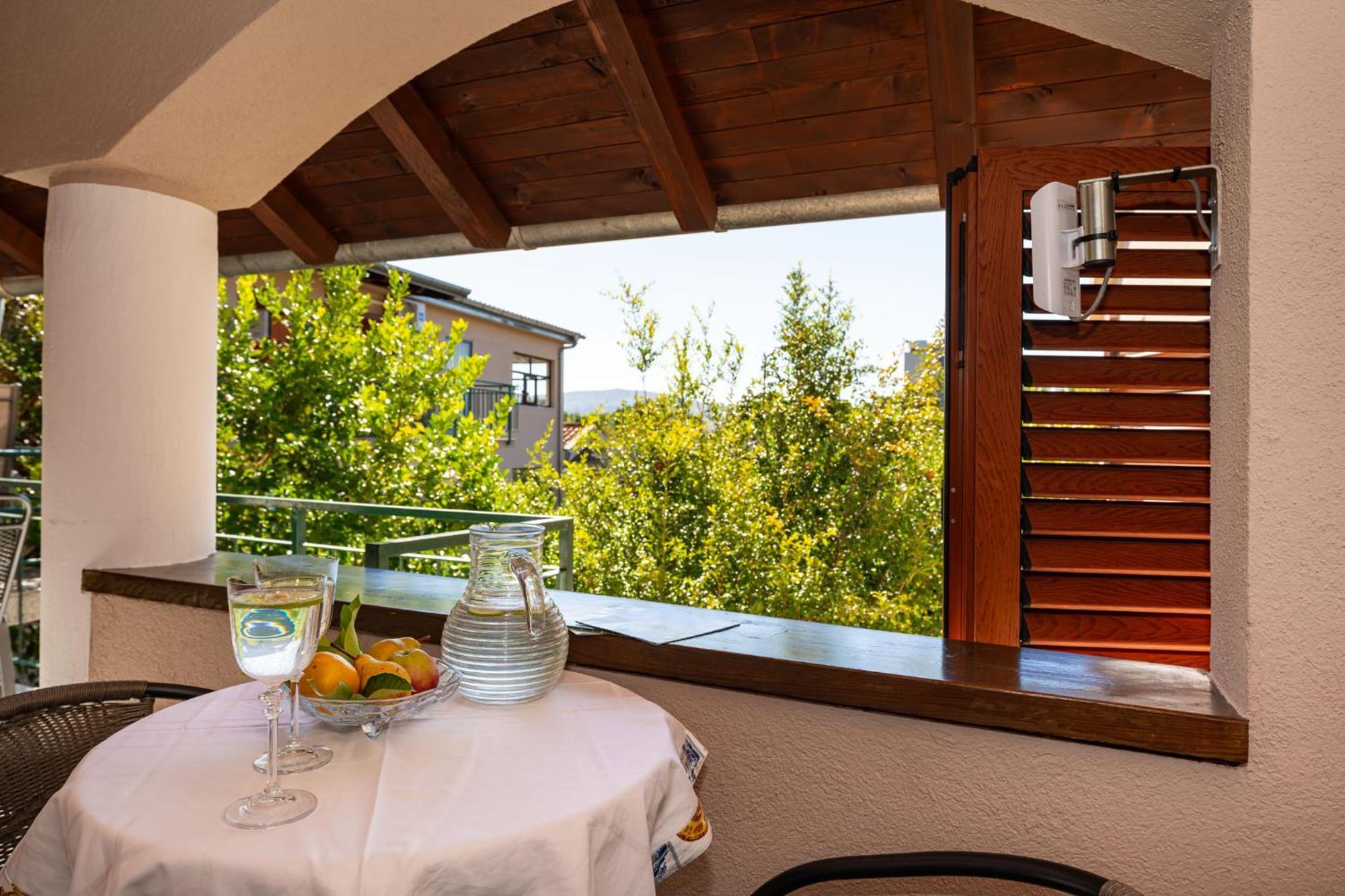 Apartments Adriana Starigrad Paklenica Luaran gambar
