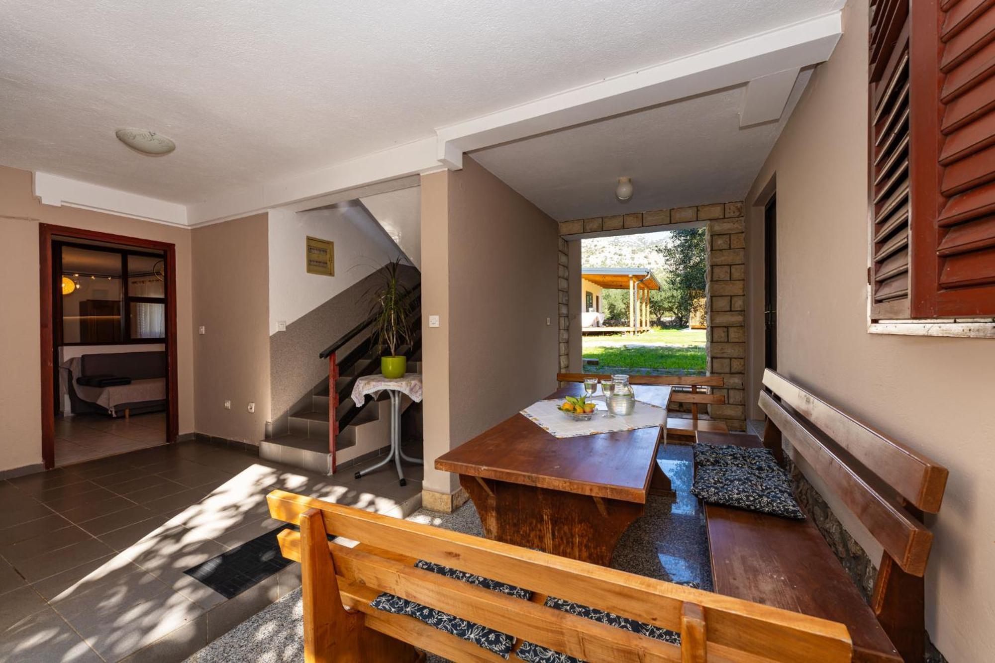 Apartments Adriana Starigrad Paklenica Bilik gambar
